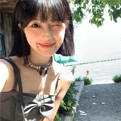马路对面的房子